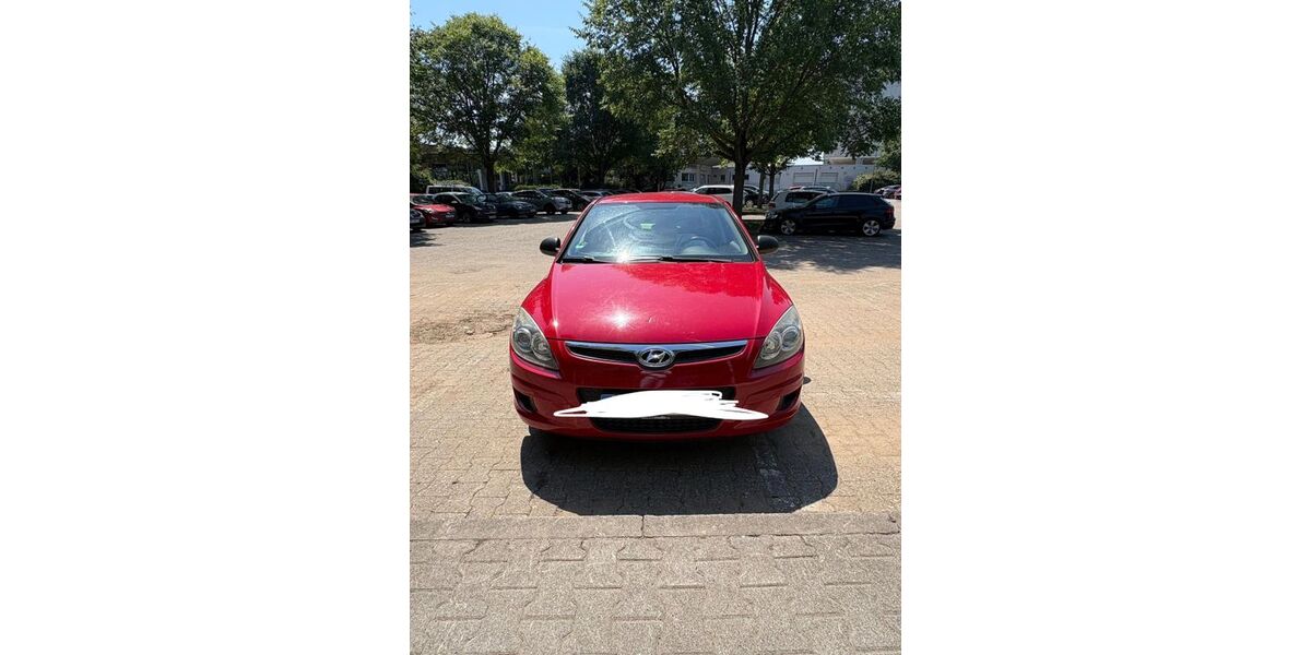 Hyundai i30 130.000 km 3.799 &euro; Raunheim 65479