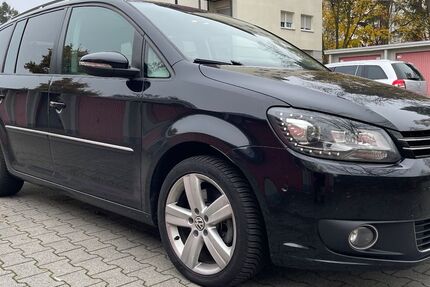 VW Touran 275.000 km 9.800 &euro; Rüsselsheim 65428