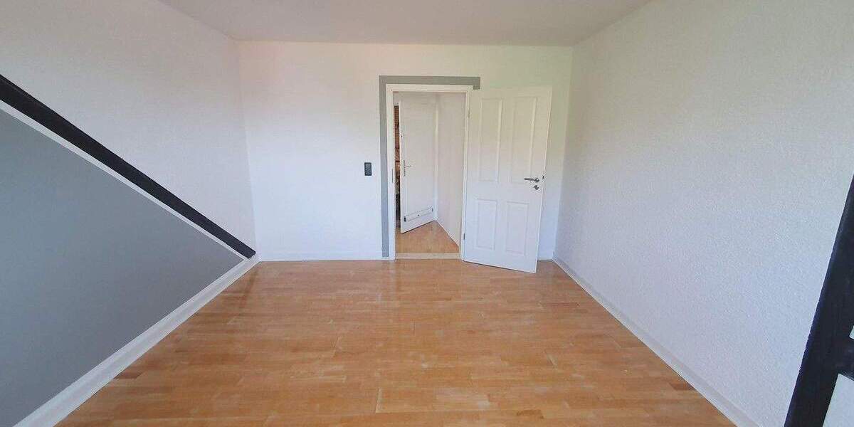 Etagenwohnung Darmstadt Waldkolonie - 4 Zimmer, 104 m&sup2;, 449.000&euro; | Angebot:25037246