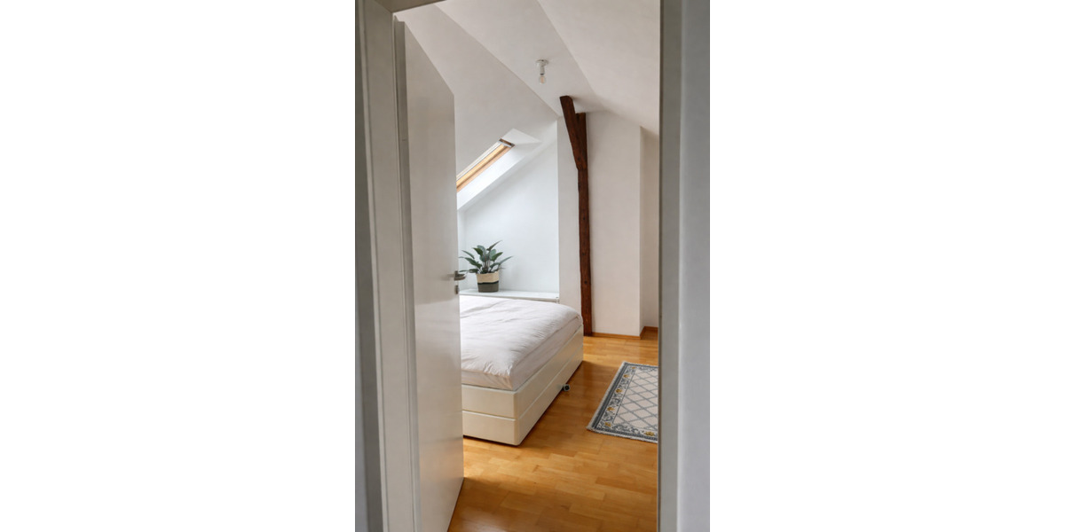 Maisonettenwohnung Frankfurt am Main Sachsenhausen - 2 Zimmer, 99 m&sup2;, 1.424&euro; | Angebot:24953100