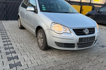 VW Polo 188.000 km 1.398 &euro; Frankfurt am main 60386