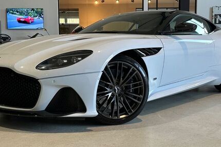 Aston Martin DBS