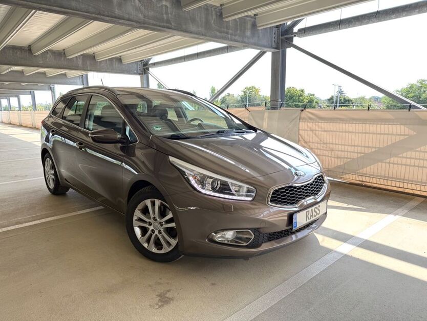 Kia ceed Sportswagon 79.631 km 13.890 € Ginsheim Gustavsburg 65462