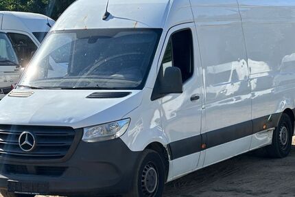 Mercedes-Benz Sprinter 335.000 km 8.990 &euro; Darmstadt 64293