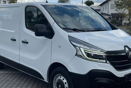 Renault Trafic 102.500 km 14.480 &euro; Langen 63225