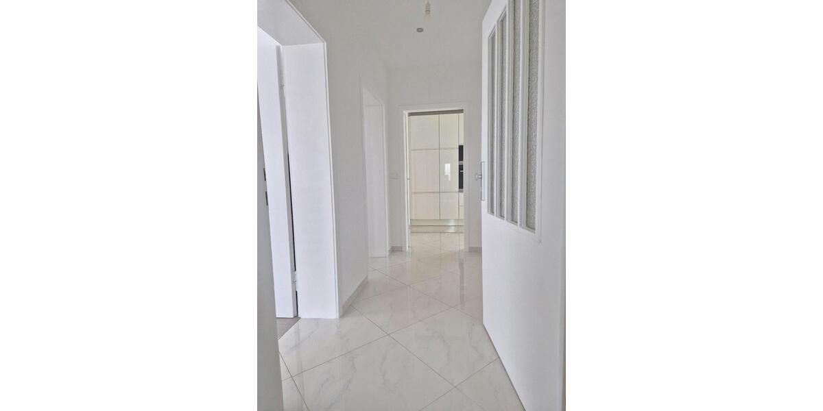 Erdgeschoßwohnung Bischofsheim - 4.5 Zimmer, 143 m&sup2;, 1.790&euro; | Angebot:26221976