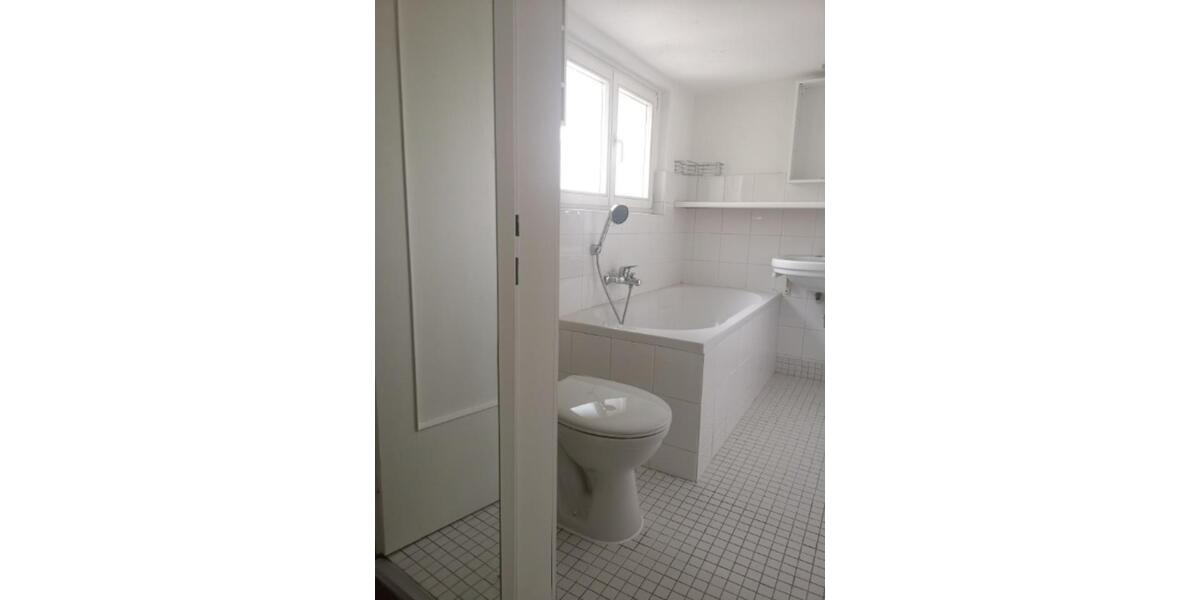 Etagenwohnung Frankfurt am Main Nordend Ost - 2 Zimmer, 80 m&sup2;, 1.250&euro; | Angebot:25483338