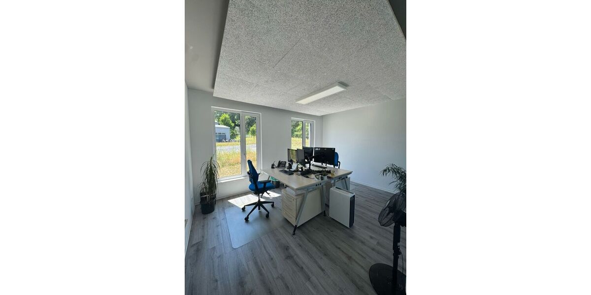 Premium-Bürogebäude (KfW 55) mit PV-Anlage und Parkplätzen - Gewerbeobjekt Mühltal In der Mordach | Angebot:27027867