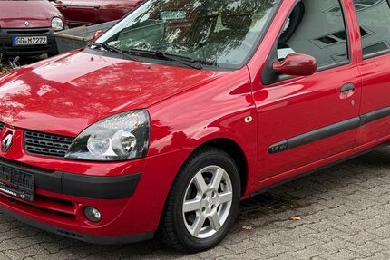 Renault Clio 62.000 km 4.298 &euro; Rüsselsheim 65428
