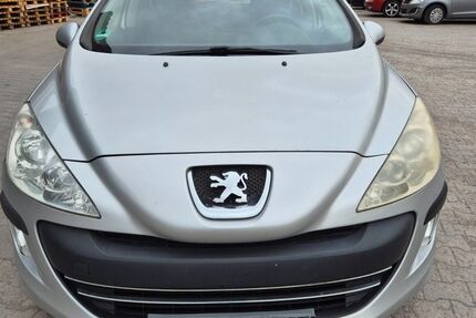 Peugeot 308 154.123 km 1.950 &euro; Dietzenbach 63128