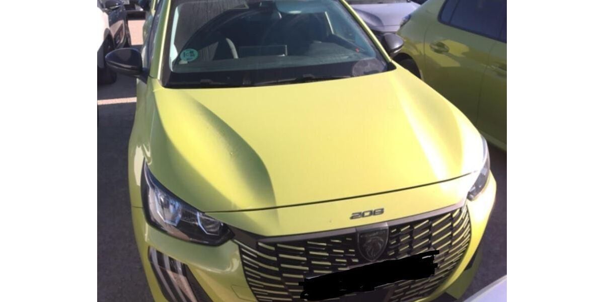 Peugeot 208 16.189 km 15.480 &euro; Rüsselsheim 65428