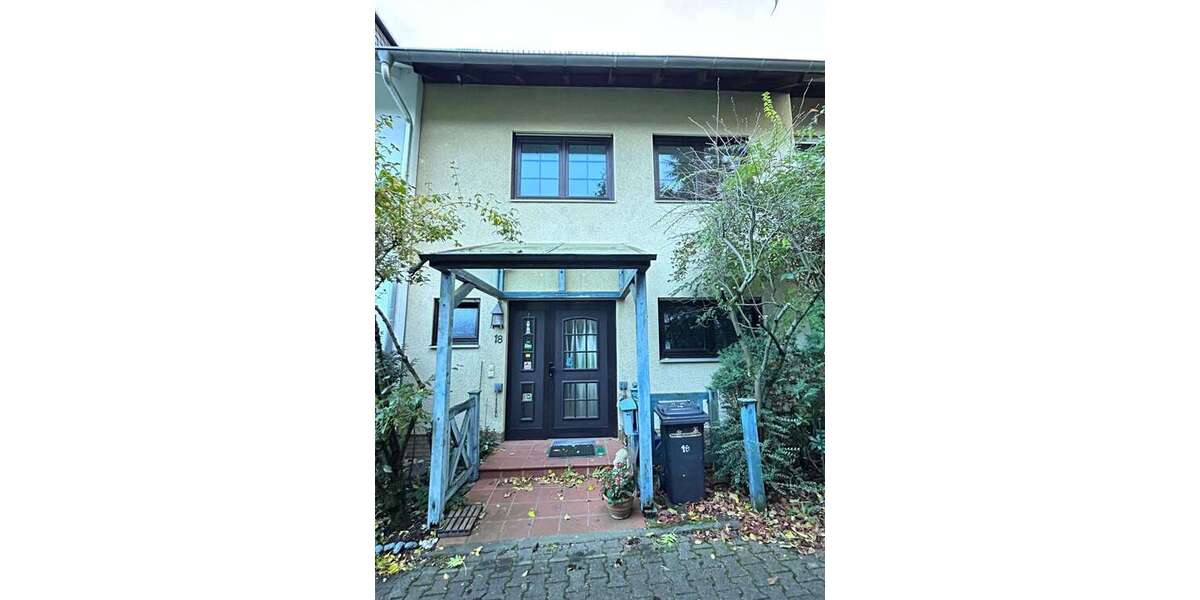 Haus zum Mieten in Frankfurt 2.500 € 130 m² 5 zimmer