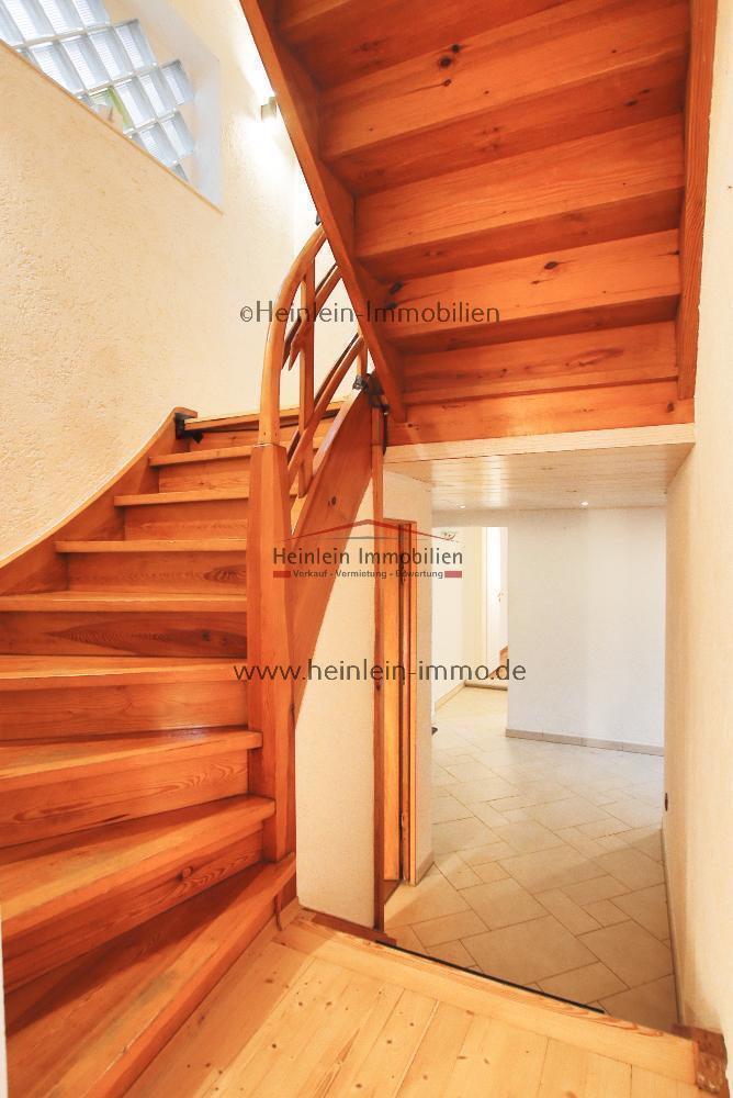 Einfamilienhaus# opt. Bauplatz# Sauna# Wintergarten# Kaminofen# PV & Solar# Griesheim Hofmannstr. 8 zimmer