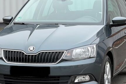 Skoda Fabia 57.862 km 12.999 &euro; Offenbach am Main 63075
