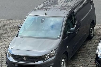 Peugeot Partner 180.000 km 11.200 € Heusenstamm 63150