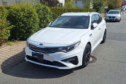 Kia Optima 75.000 km 18.490 &euro; Rüsselsheim 65428