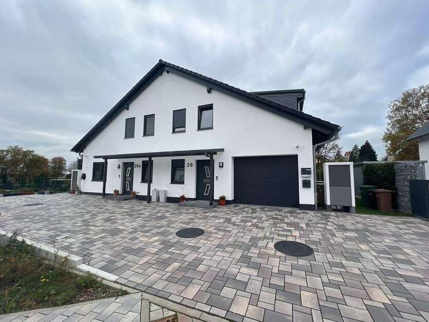 Haus zum Mieten in Hanau 2.500 € 205 m²