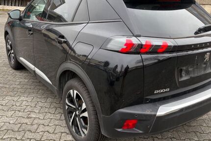 Peugeot 2008 160.113 km 11.841 &euro; Frankfurt am Main 60389