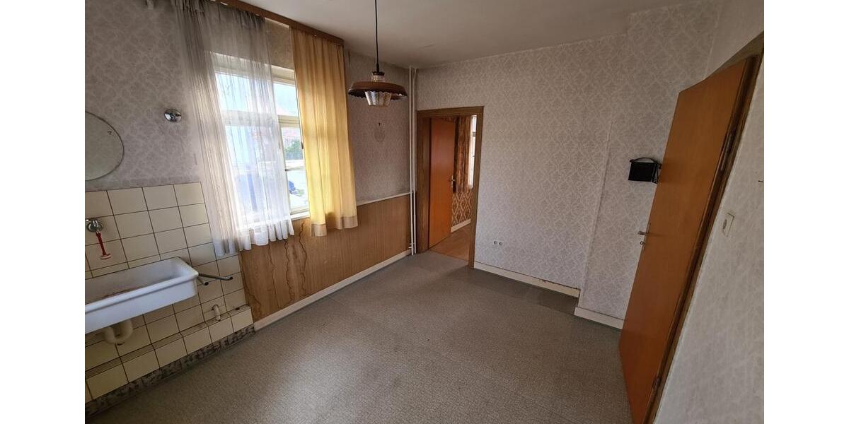 Einfamilienhaus Breuberg - 7 Zimmer, 150 m&sup2;, 290.000&euro; | Angebot:27115150