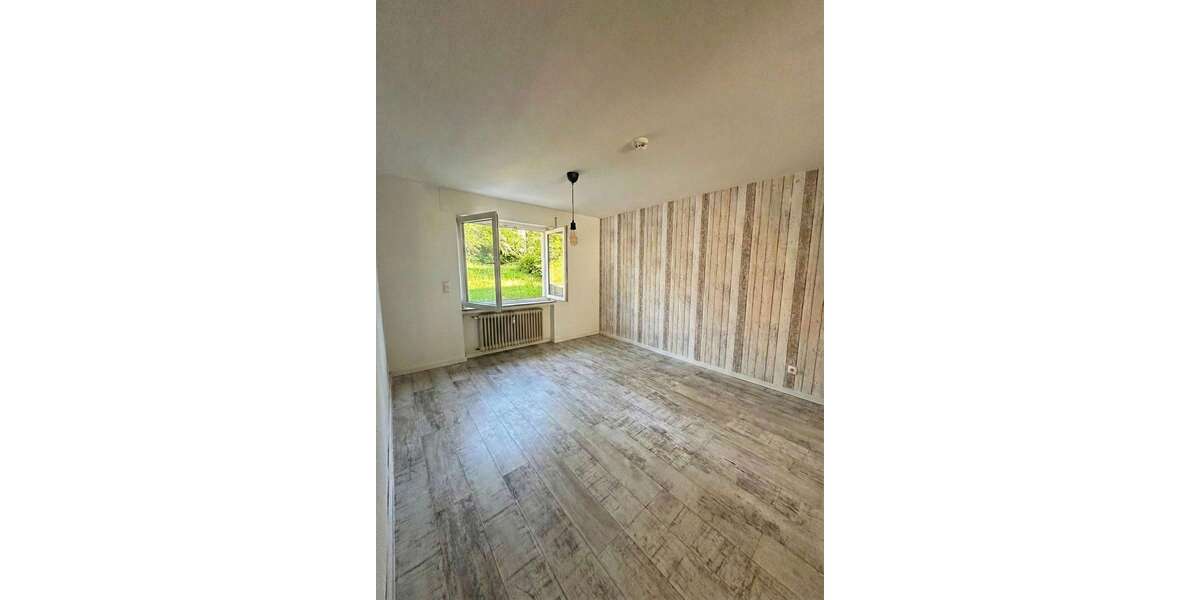 Etagenwohnung Gernsheim Klein-Rohrheim - 4 Zimmer, 92 m&sup2;, 679&euro; | Angebot:25372619