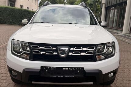 Dacia Duster 128.000 km 9.900 &euro; Groß Gerau 64521
