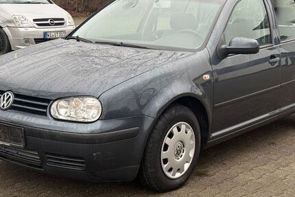 VW Golf 92.000 km 3.197 &euro; Rüsselsheim 65428