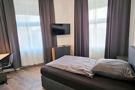 Wohnen auf Zeit in Sachsenhausen 600 € 4 zimmer