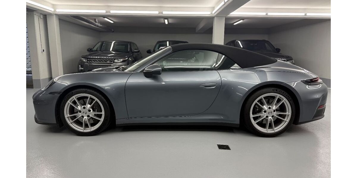 Porsche 992 11.205 km 131.980 &euro; Seligenstadt 63500