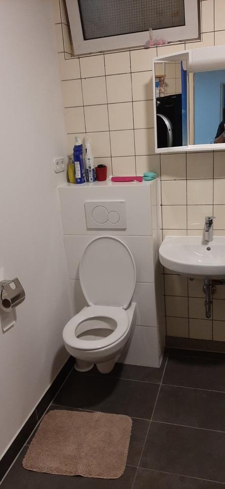 Im Jahr 2024 Modernisiertessaniert 5-Zimmer-EFH in Frankfurt am