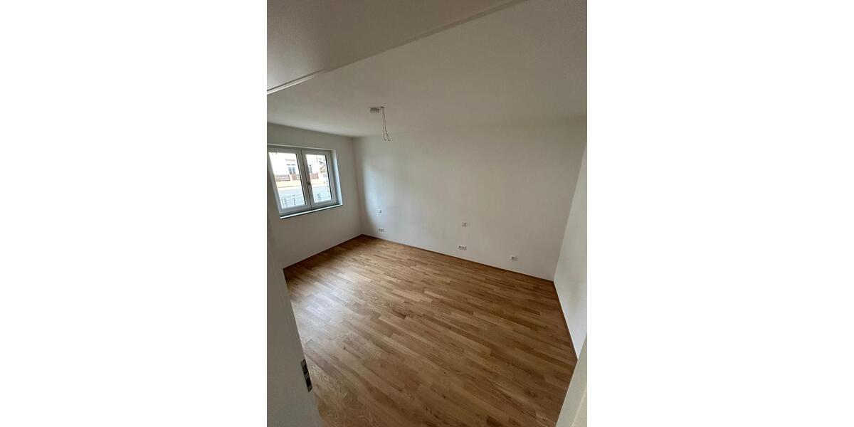 Erdgeschoßwohnung Darmstadt Bessungen - 3 Zimmer, 99 m&sup2;, 1.550&euro; | Angebot:26443571