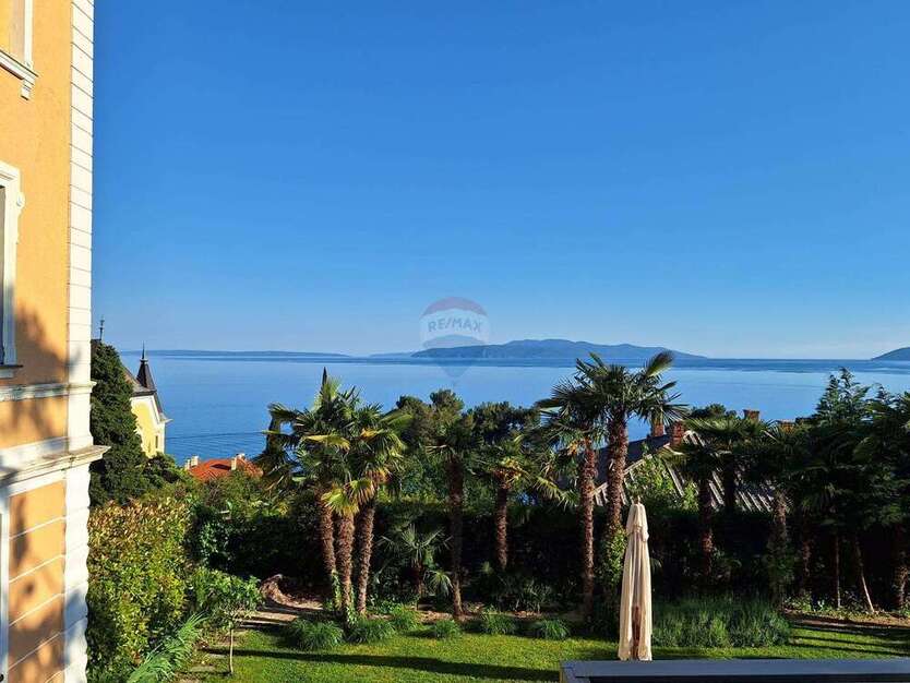 Wohnung zum Kaufen in Opatija 750.000 € 145 m²