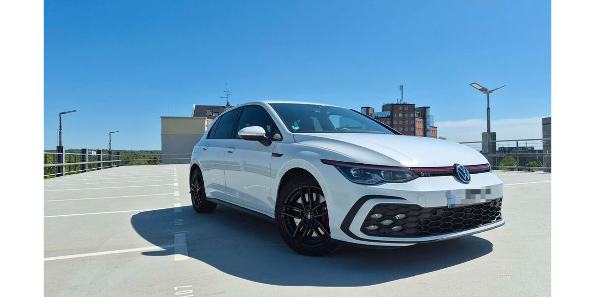 VW Golf 67.650 km 26.499 &euro; Dreieich 63303