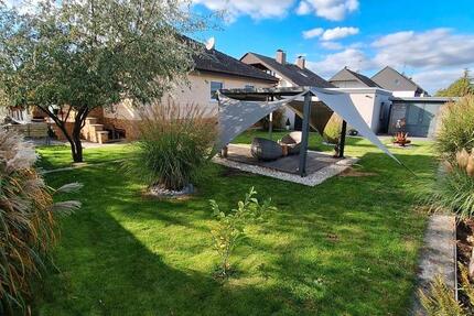 Haus Biblis - 7 Zimmer, 240 m&sup2;, 595.000&euro; | Angebot:27299874