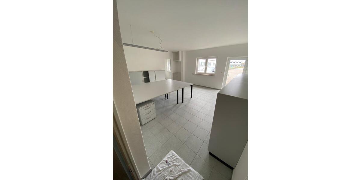 GewerbehalleLagerhalle zu vermieten zimmer