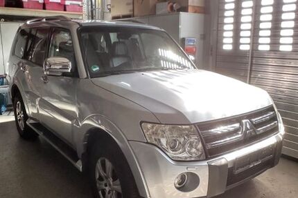 Mitsubishi Pajero 300.000 km 7.980 &euro; Groß-Gerau 64521