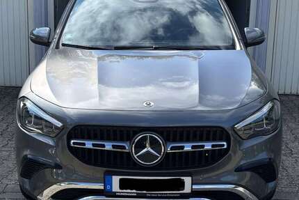 Mercedes-Benz GLA 180 10.000 km 33.900 € Riedstadt 64560