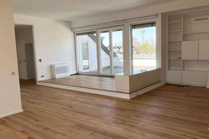 Wohnung zum Mieten in Frankfurt 2.750 € 155 m²