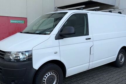 VW T5 Transporter 219.000 km 5.990 &euro; Frankfurt am Main 65933