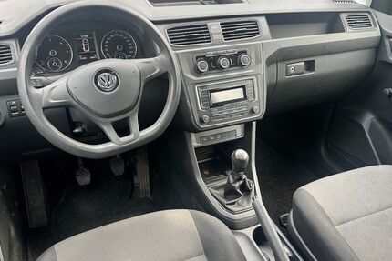 VW Caddy 75.000 km 13.490 &euro; Flörsheim 65439