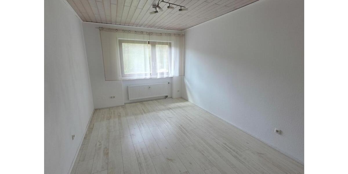 Etagenwohnung Otzberg - 5 Zimmer, 143 m&sup2;, 1.200&euro; | Angebot:26084472