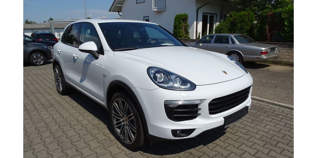 Porsche Cayenne 225.443 km 27.990 &euro; Rodgau 63110