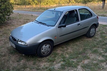 Ford Fiesta 96.900 km 1.399 &euro; Langen 63225
