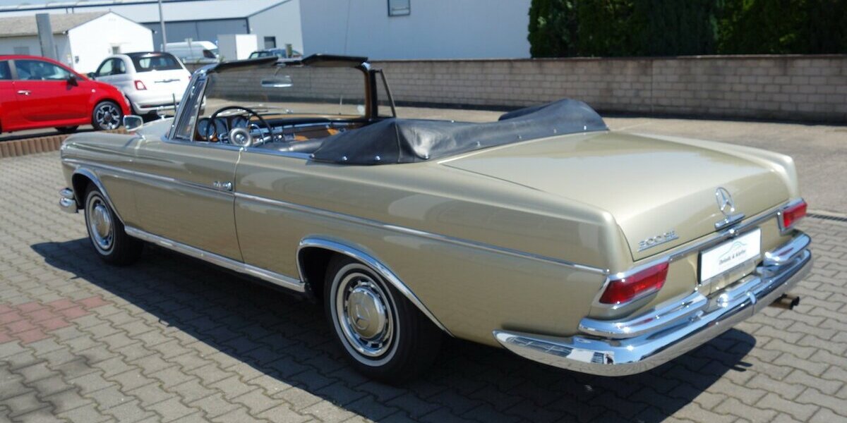 Mercedes-Benz 300 SE Cabriolet Top Original mit 58000 Km 58.000 km 179.000 &euro; Rodgau 63110