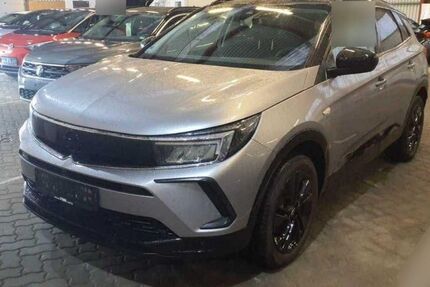 Opel Grandland (X) 65.757 km 18.980 &euro; Rüsselsheim 65428