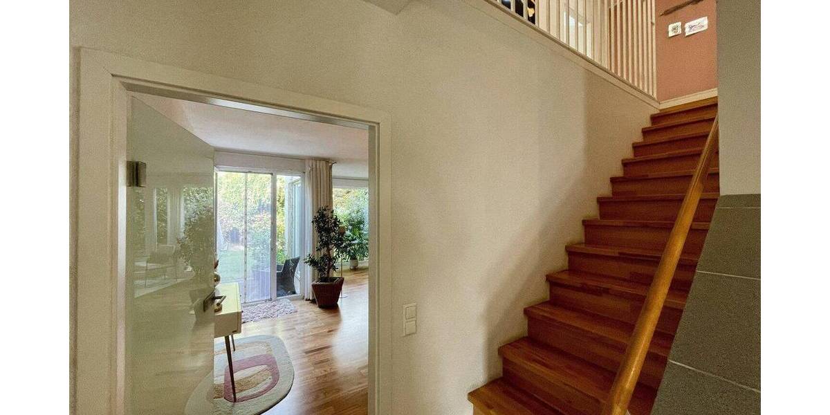 Reihenmittelhaus Darmstadt Darmstadt-West - 6 Zimmer, 200 m&sup2;, 779.000&euro; | Angebot:26931633