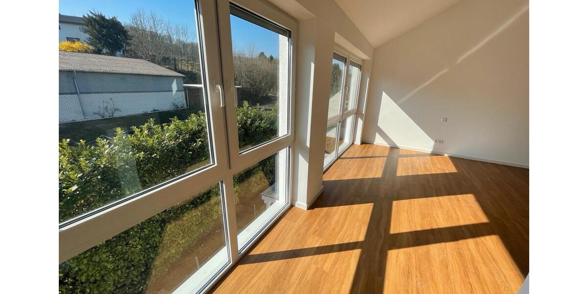 Maisonettenwohnung Bensheim - 3.5 Zimmer, 120 m&sup2;, 1.475&euro; | Angebot:26403871