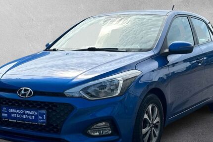Hyundai i20 75.000 km 14.970 &euro; Rüsselsheim 65428