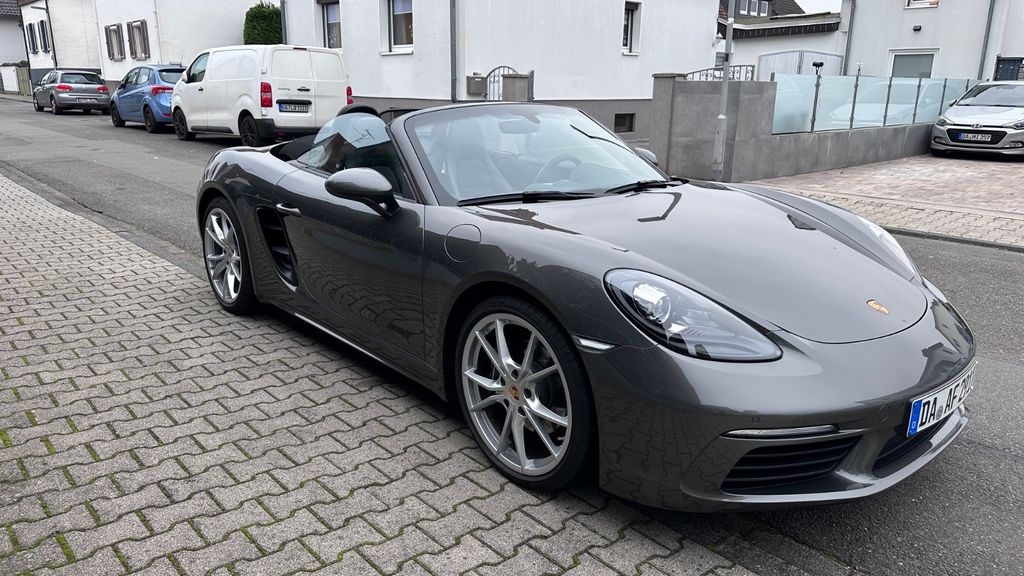 Porsche Boxster 7.800 km 69.980 &euro; Egelsbach 63329
