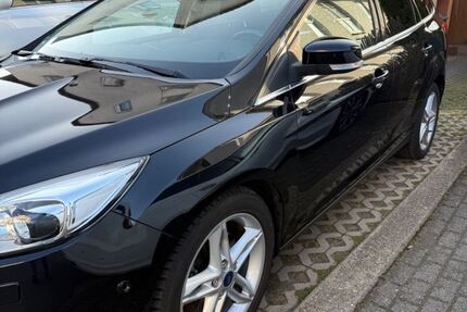 Ford Focus 89.900 km 9.900 &euro; Weiterstadt 64331