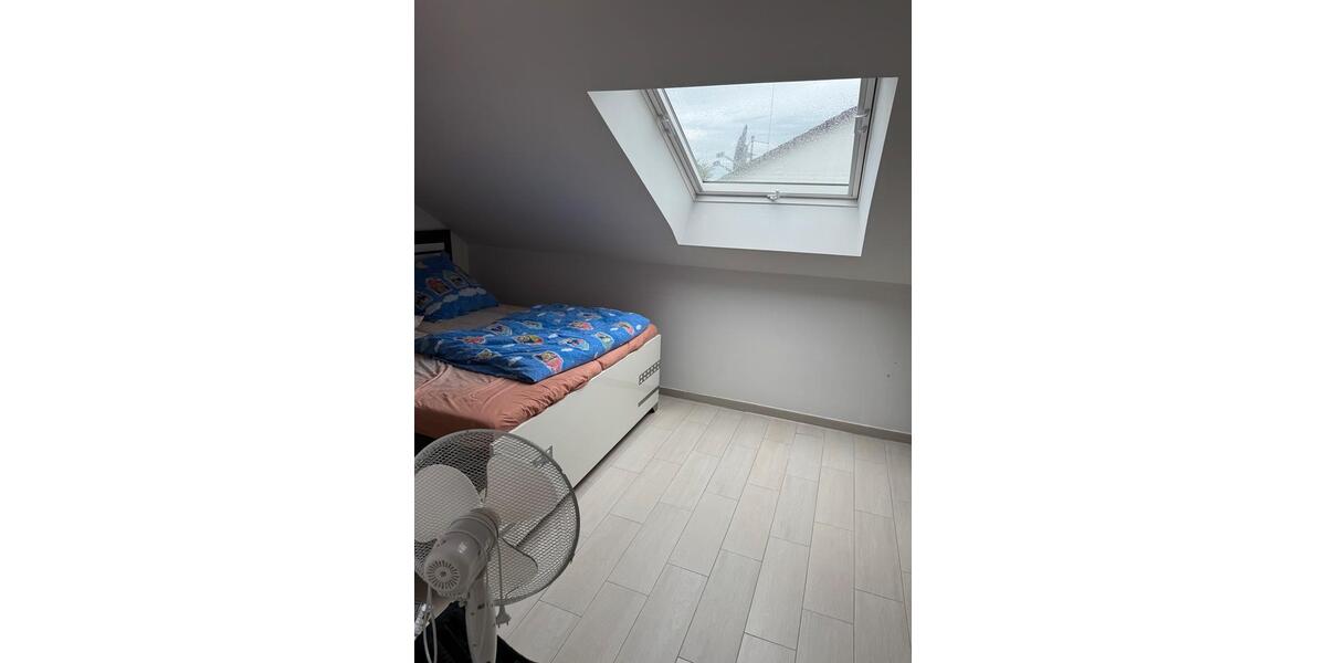 Reihenhaus Weiterstadt - 6 Zimmer, 130 m&sup2;, 2.200&euro; | Angebot:26690767